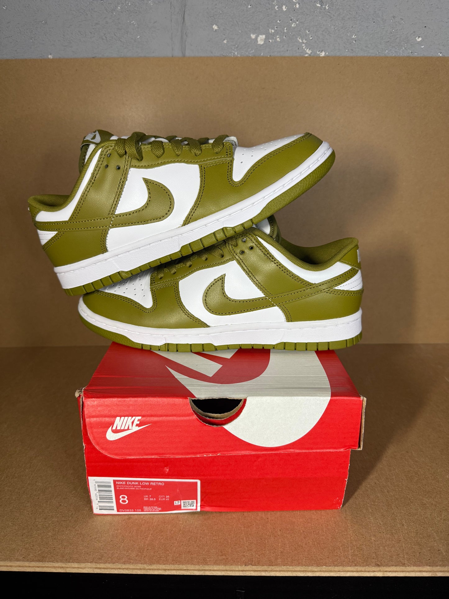 Nike dunk low (olive) tried on uk 7
