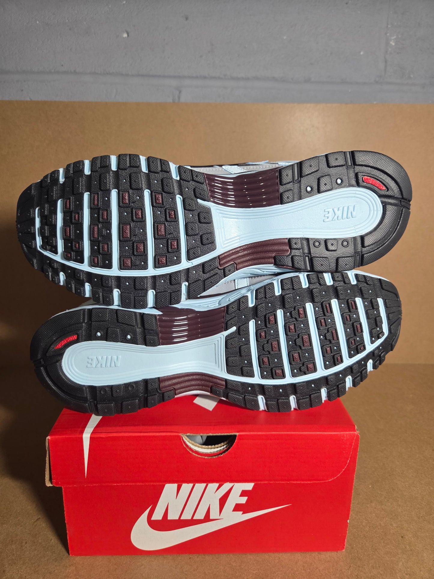 NIKE P-6000 Glacier Blue/Burgundy Crush